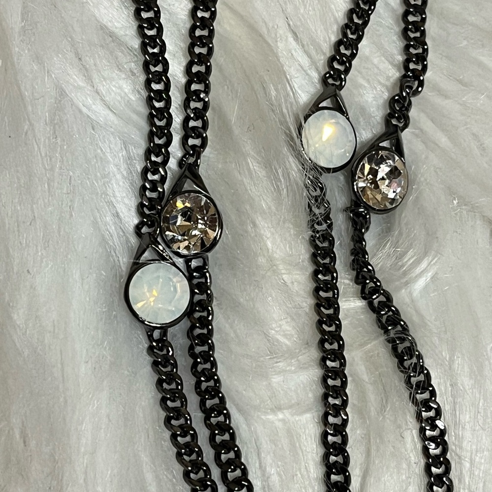 Long Givenchy Necklace - Picture 5 of 16